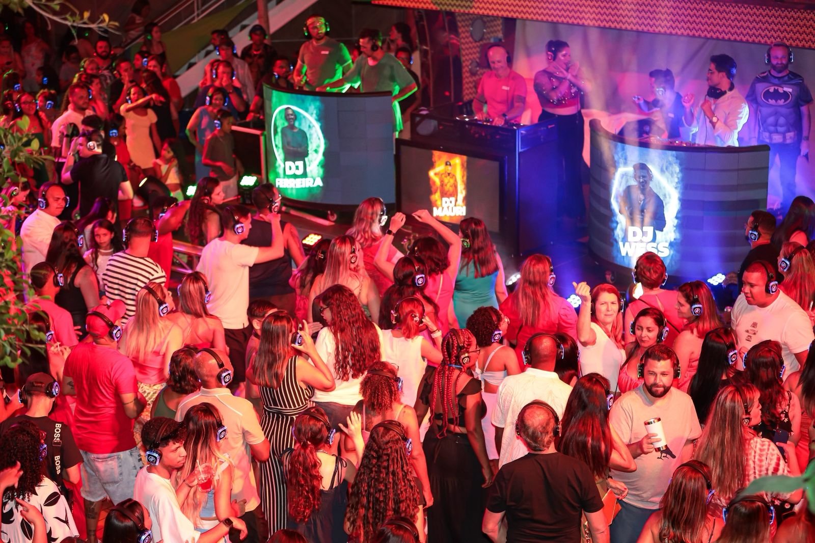 Apresentação real de DJ Wess — foto 11